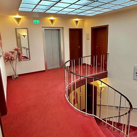 Hotel Imperial Krefeld Exterior photo